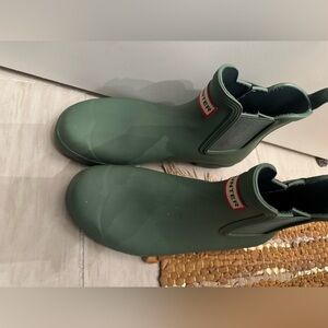 EUC Hunter Olive Green Short Rain Boots